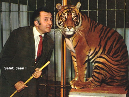 Jean Richard, en couverture du livre "Mes bêtes à moi", 1966